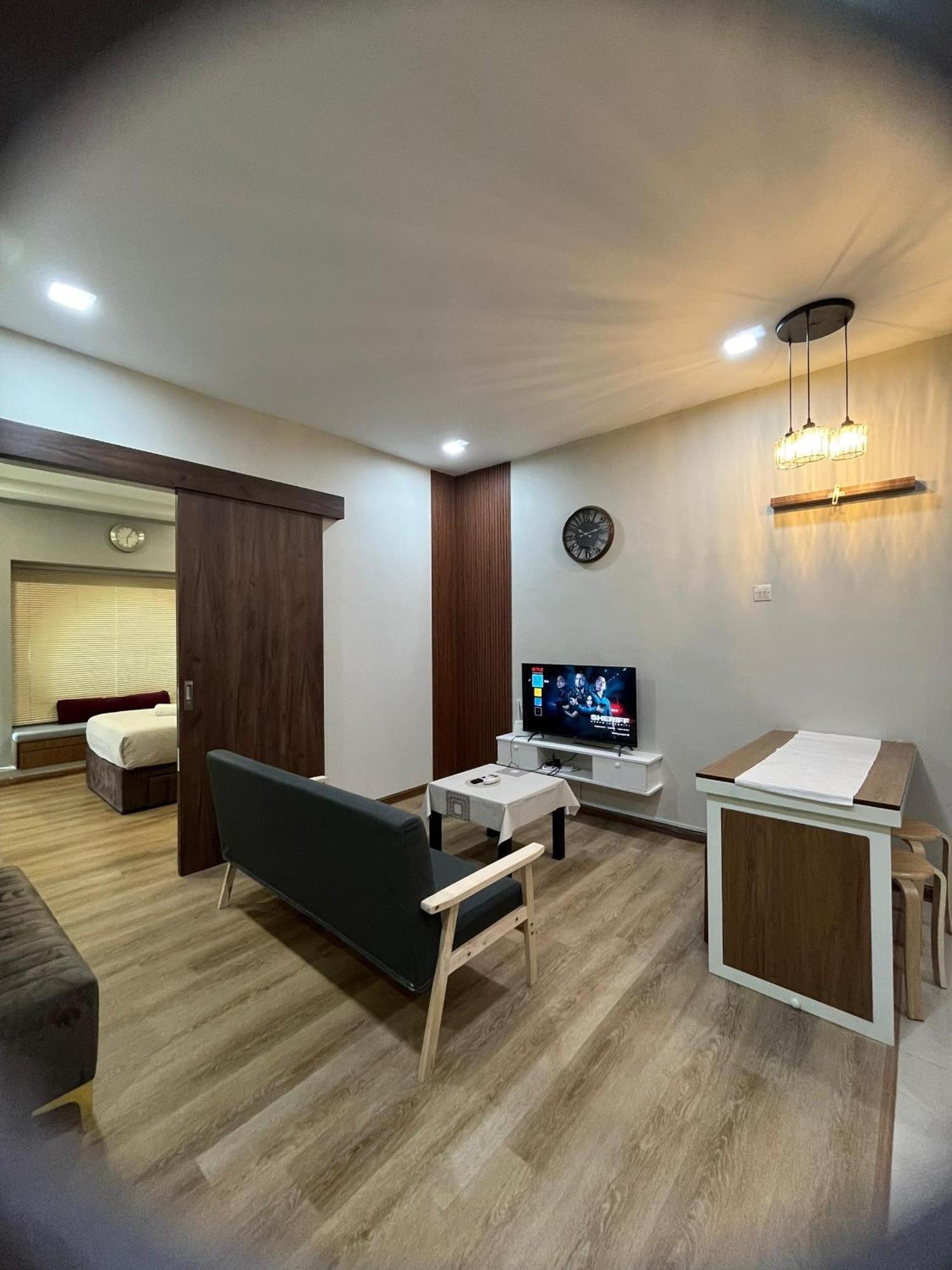 Apartment Parkview Service By Bonjour